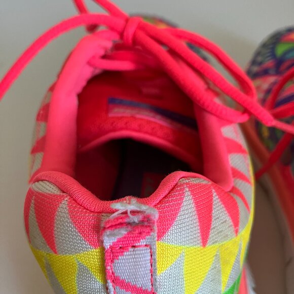 Women’s Stylish & Colorful Sketcher’s Memory Foam Shoes Size 7.5. - Picture 8 of 12